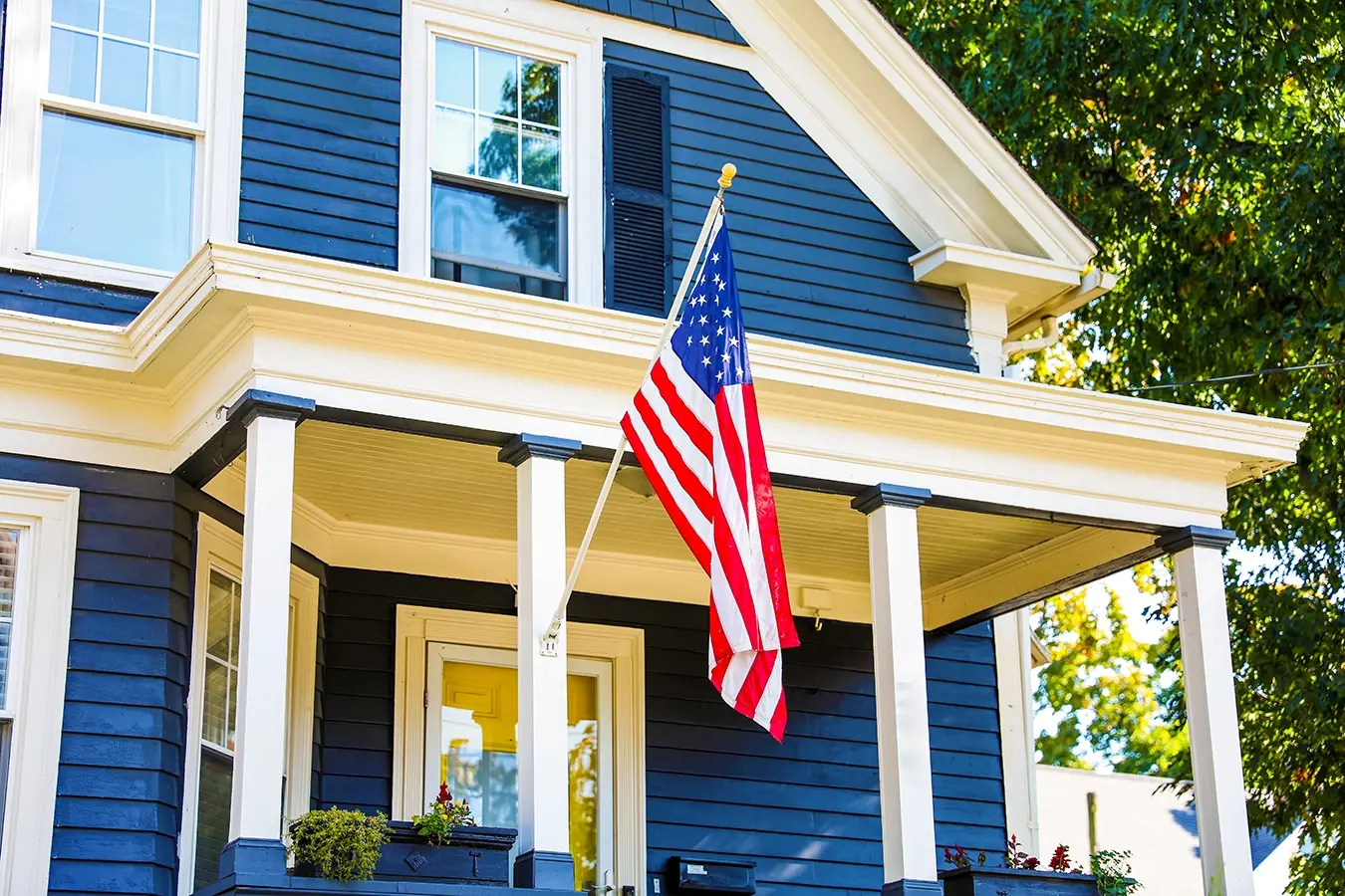 shutterstock_2375401347 - IHE - web