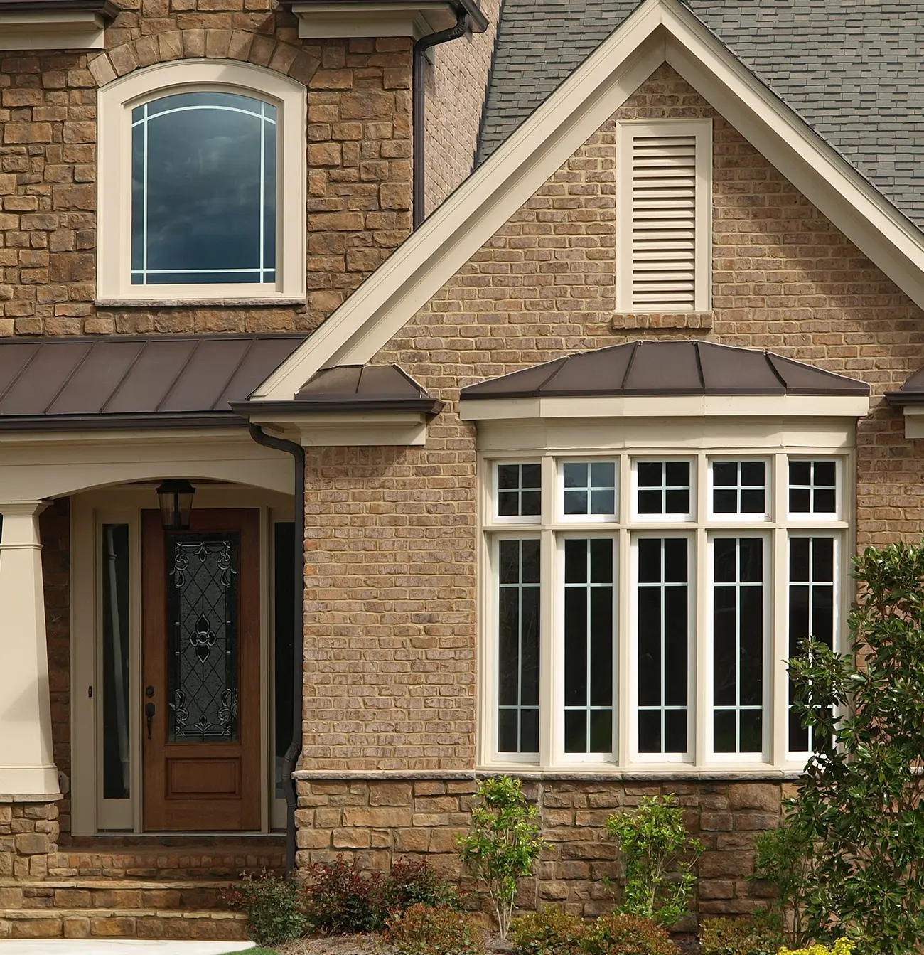 shutterstock_31510351 window door - IHE - web