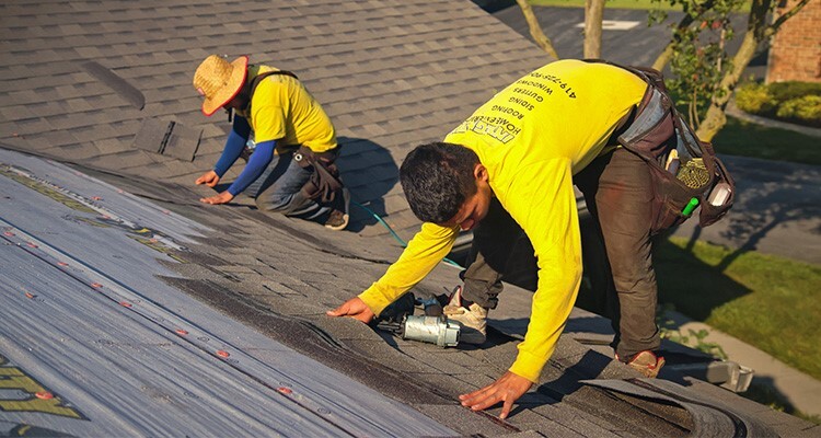 roofing contractors in toledo